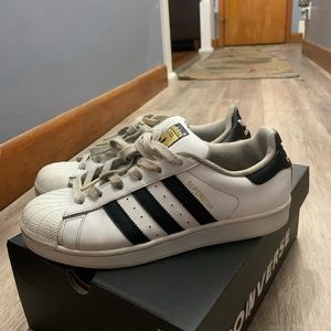 Adidas superstar
